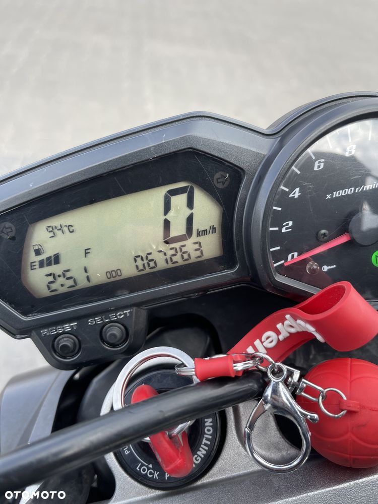 Yamaha FZ6 - 9