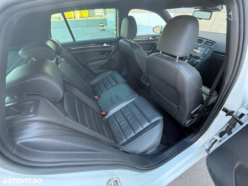 Volkswagen Golf 2.0 TDI DSG GTD - 14