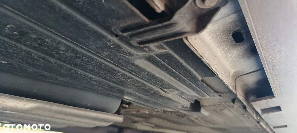 Ford Kuga 2.0 TDCi 4x4 Titanium - 19