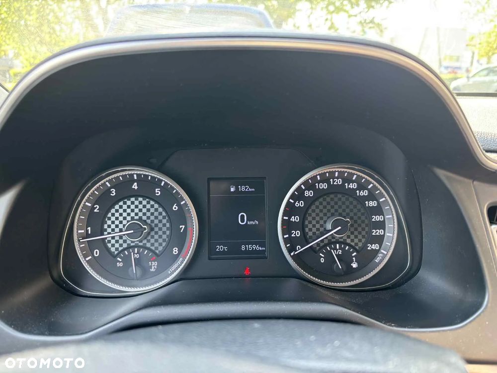Hyundai Elantra ver-1-6-comfort - 14