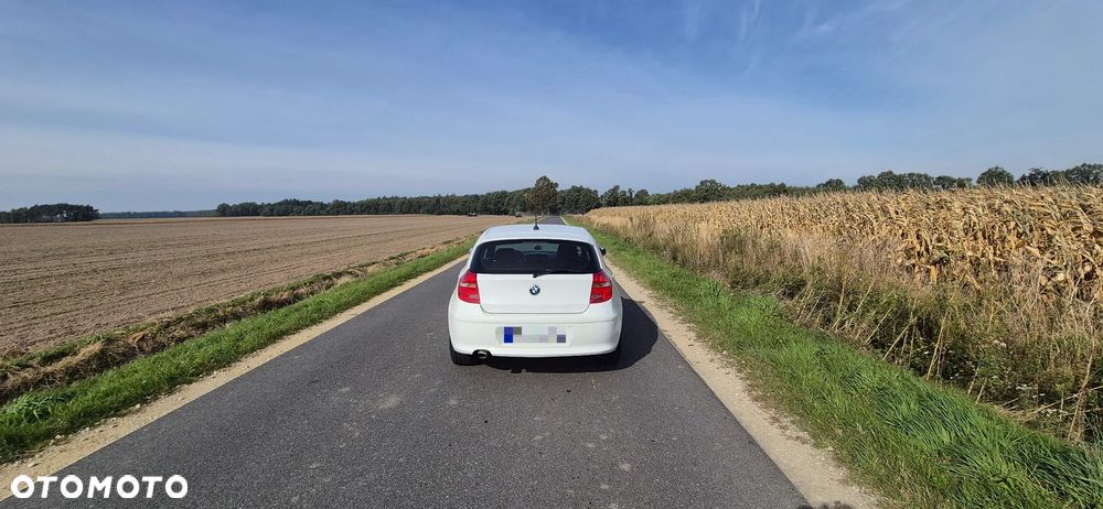 BMW Seria 1 116d - 5