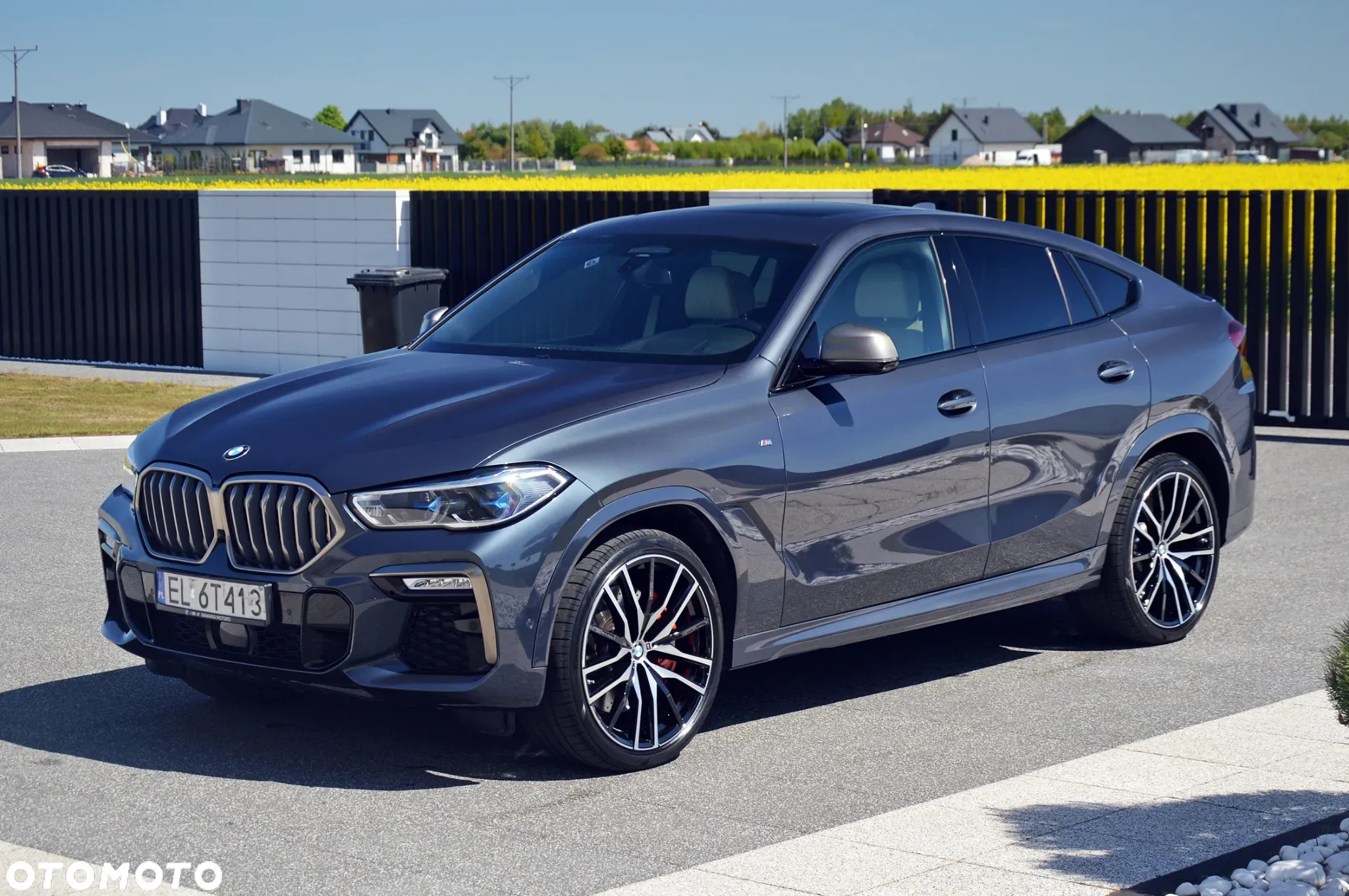 BMW X6 M50i - 16