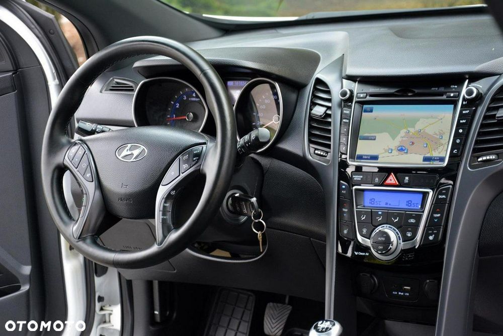 Hyundai i30 1.6 GDI BlueDrive Premium - 19