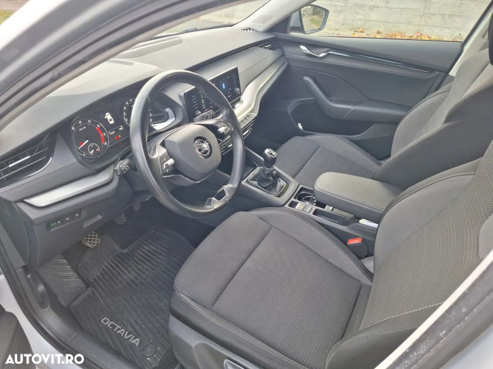 Skoda Octavia 1.5 TSI Ambition - 11