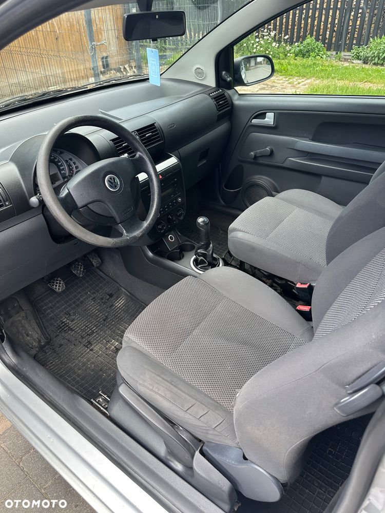 Volkswagen Fox - 5