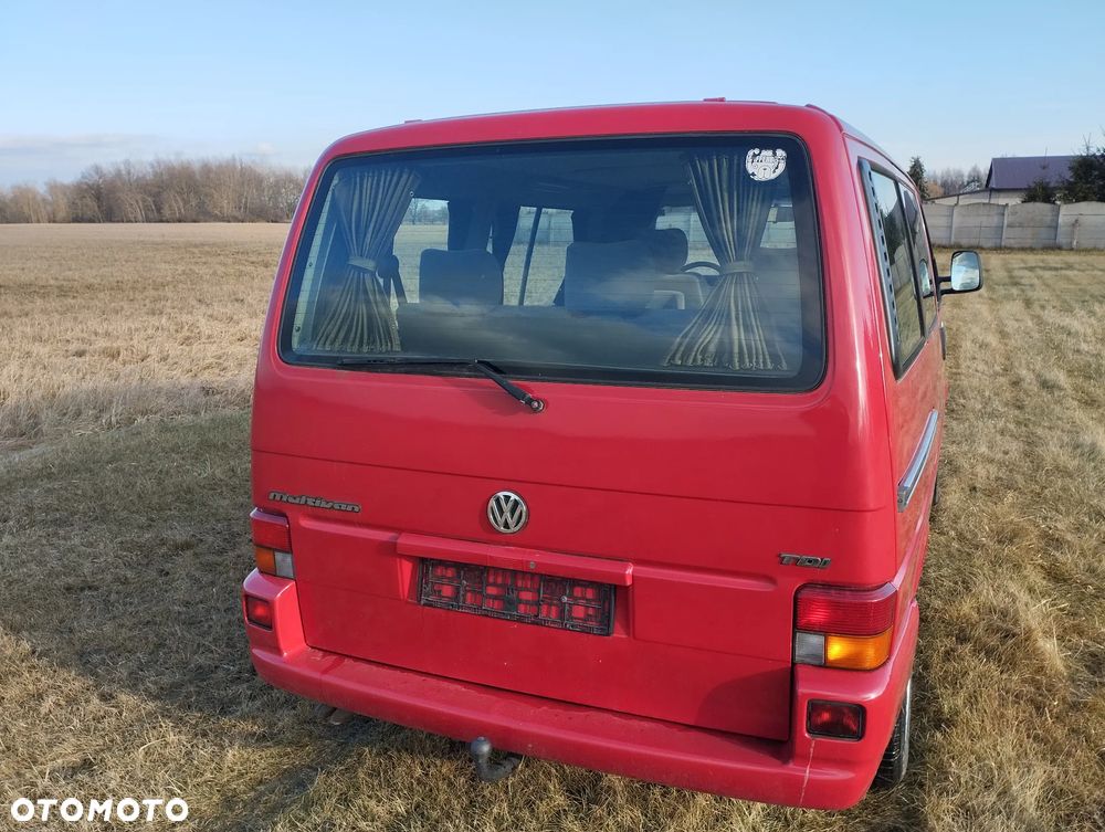 Volkswagen Multivan - 16