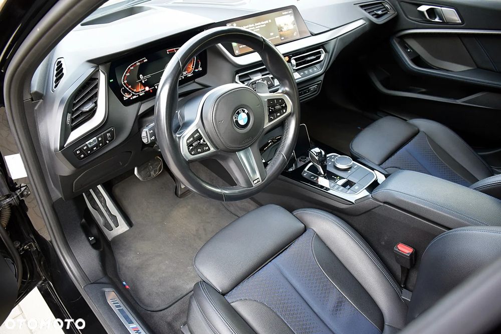 BMW Seria 1 120d xDrive M Sport - 14