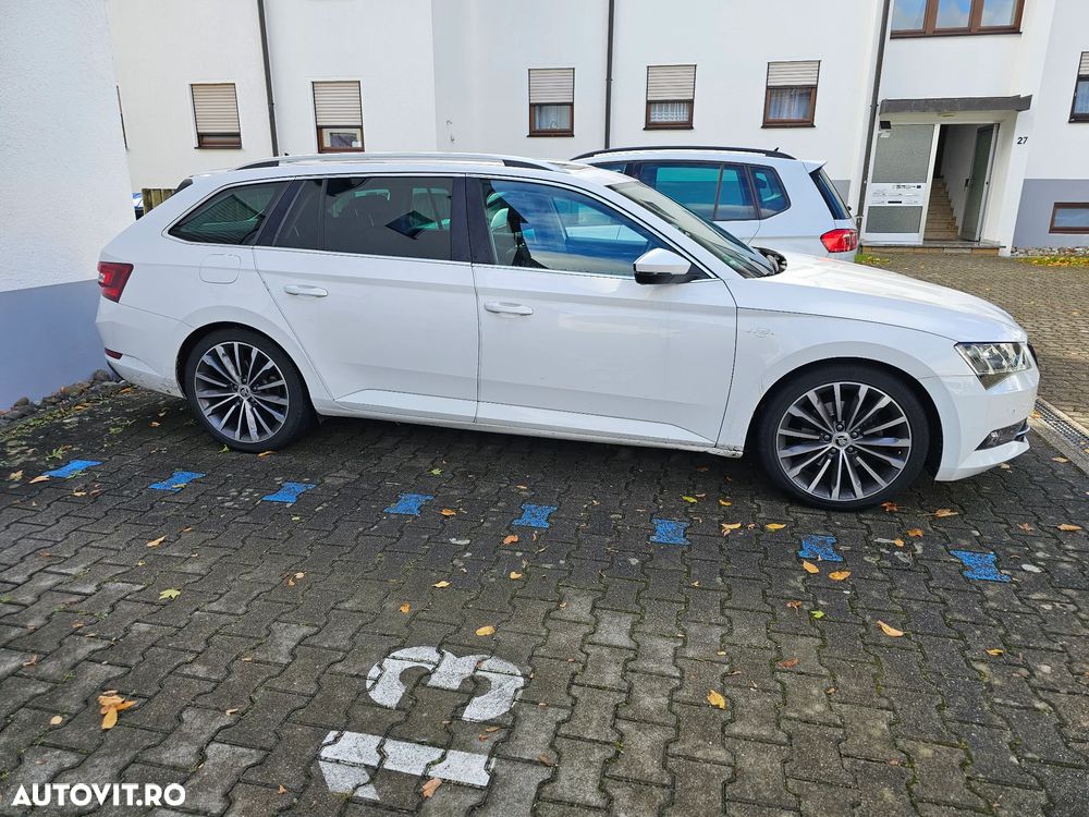 Skoda Superb 2.0 TDI DSG Laurin & Klement - 1
