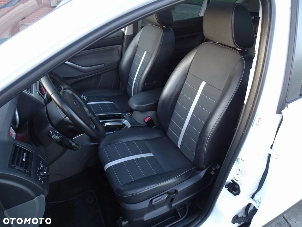 Ford Kuga 2.0 TDCi 4WD Titanium Plus - 19