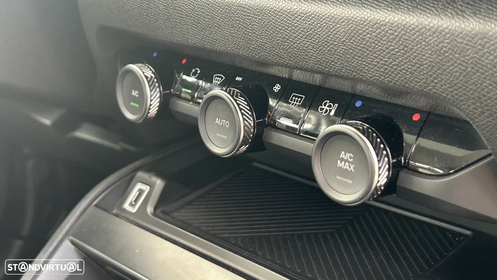 Citroën C4 1.2 PureTech Feel Pack EAT8 - 11