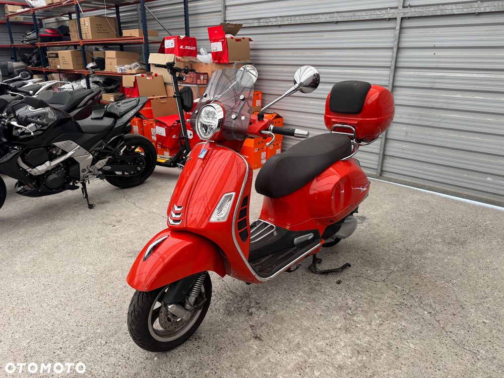 Vespa GTS - 3