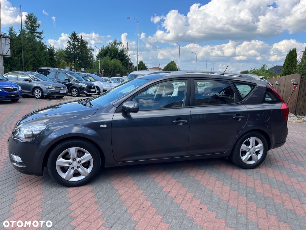 Kia Ceed 1.4 CVVT Attract - 2