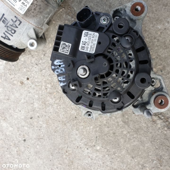SKODA FABIA III 1.2 TFSI ALTERNATOR 04B903023B 15R - 1