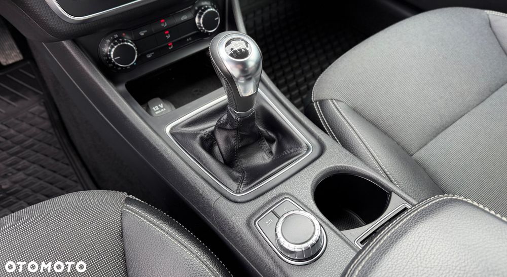 Mercedes-Benz Klasa A 180 d BlueEFFICIENCY Edition - 27
