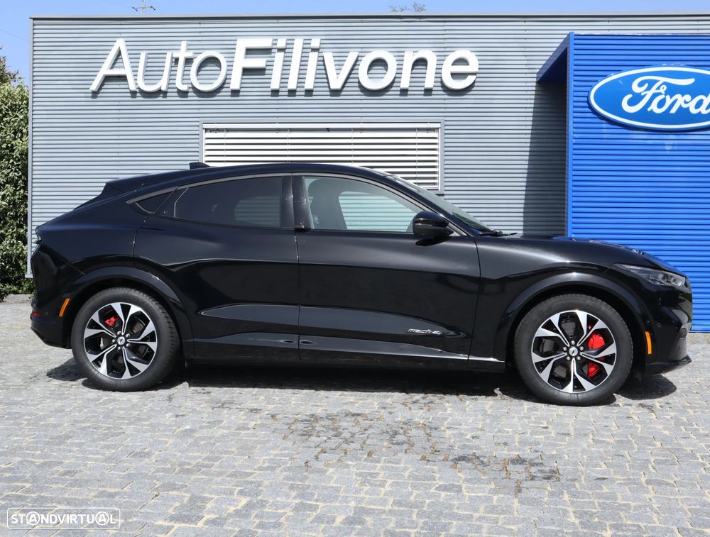 Ford Mustang Mach-E AWD PREMIUM - 2