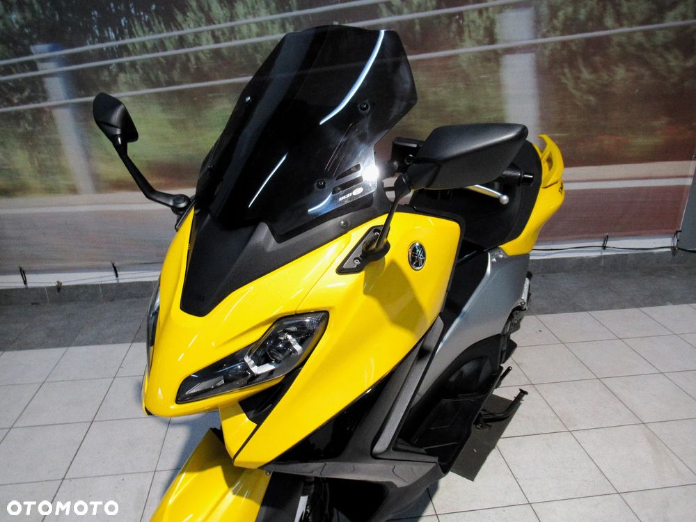 Yamaha Tmax - 17