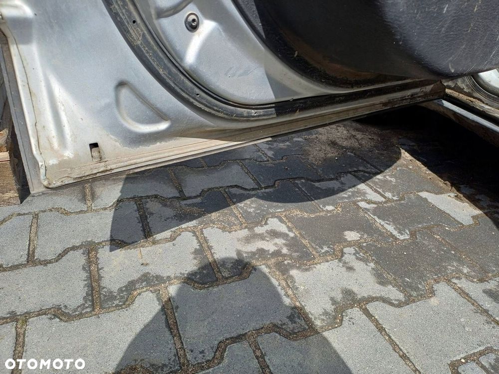 DRZWI KOMPLETNE LEWY PRZÓD CHRYSLER  PACIFICA I PS2 - 4