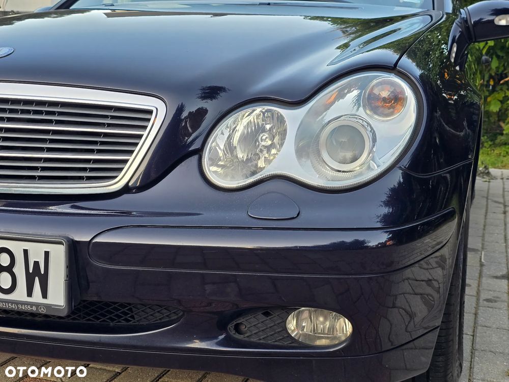 Mercedes-Benz Klasa C 180 Kompressor Classic - 28
