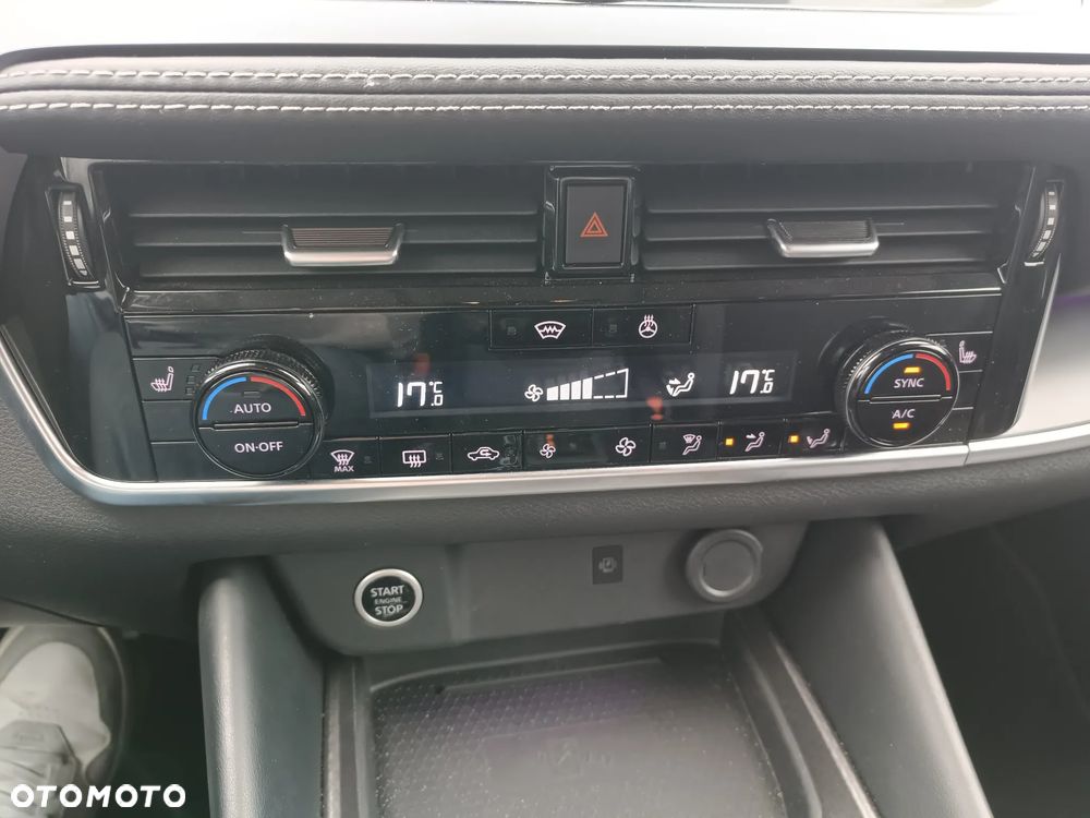 Nissan Qashqai 1.3 DIG-T MHEV N-Connecta Xtronic - 18