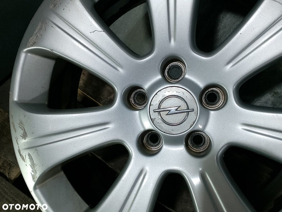 FELGI ALUMINIOWE KOMPLET 17" 5X110 ET39 OPEL VECTRA C 2.2 B 13257341 - 12