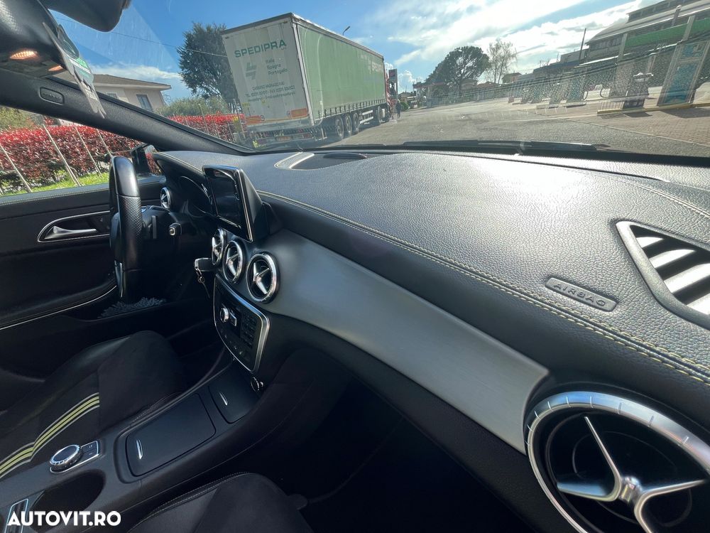 Mercedes-Benz CLA 200 7G-DCT AMG Line - 8