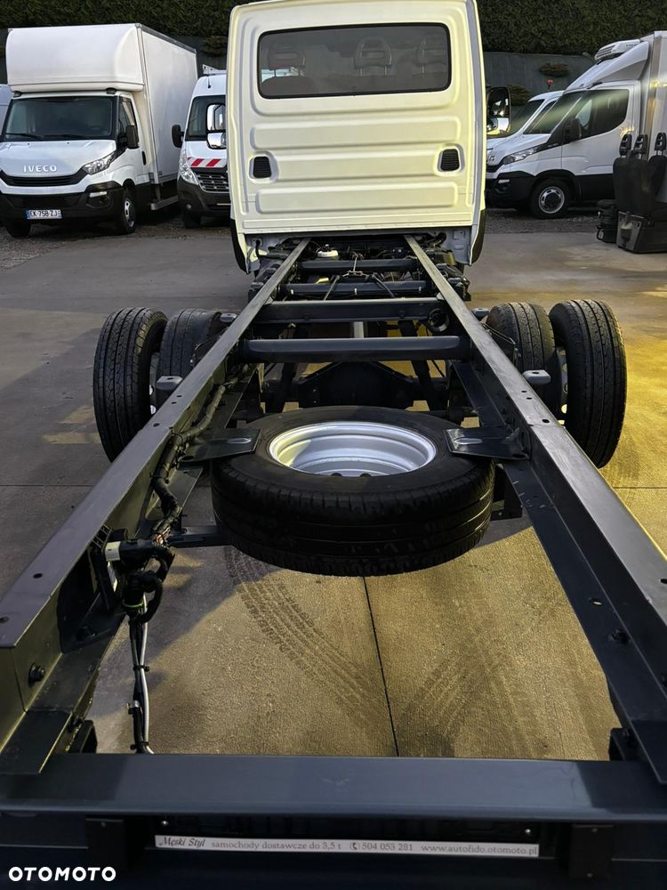 Iveco 70C18 Rama do zabudowy 5,30 długa - 5