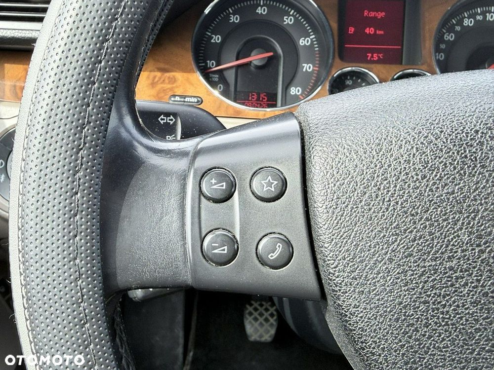 Volkswagen Passat Variant 1.8 TSI Highline - 27