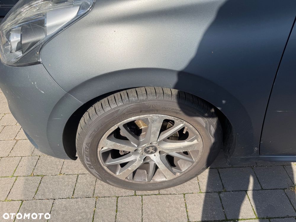 Peugeot 208 1.2 PureTech Active - 15