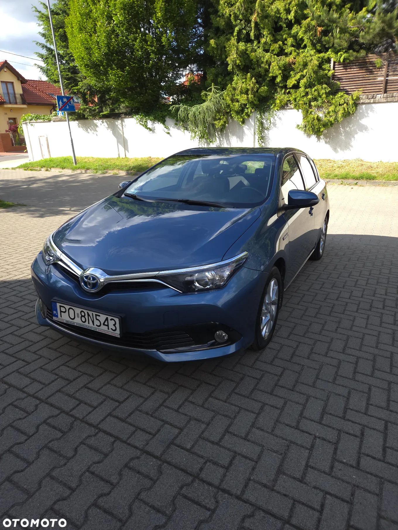 Toyota Auris Hybrid 135 Premium - 1