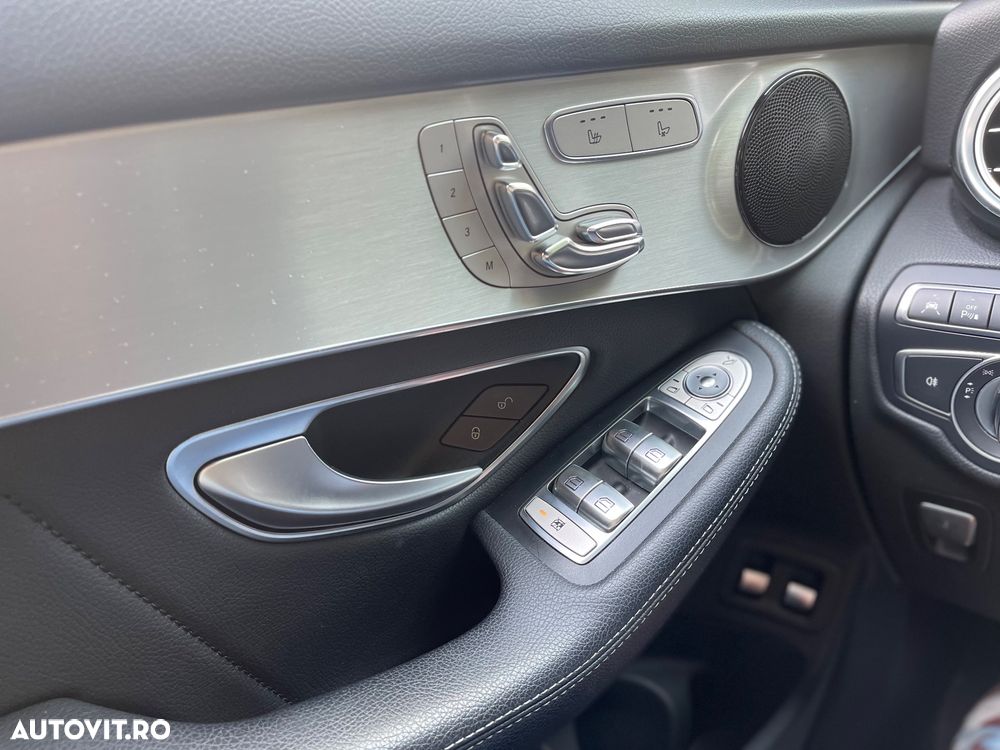 Mercedes-Benz GLC 250 d 4Matic 9G-TRONIC AMG Line - 29