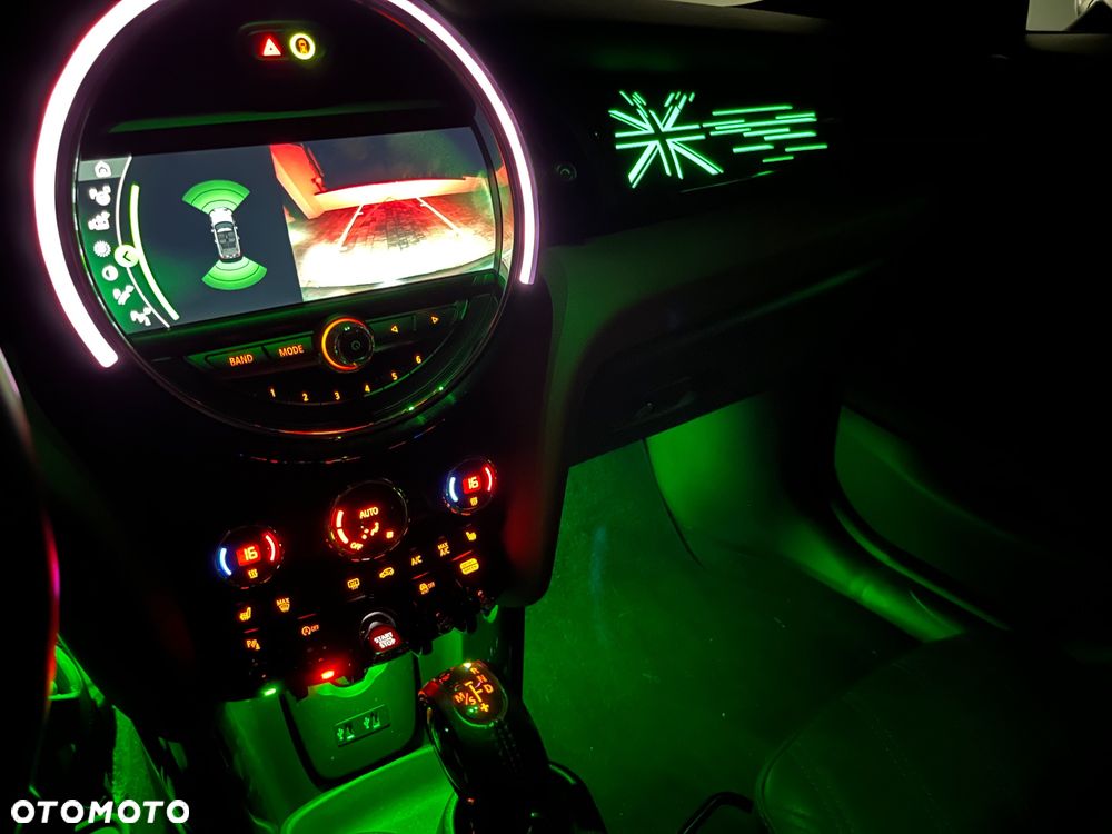 MINI Cooper S Sport-Aut - 23