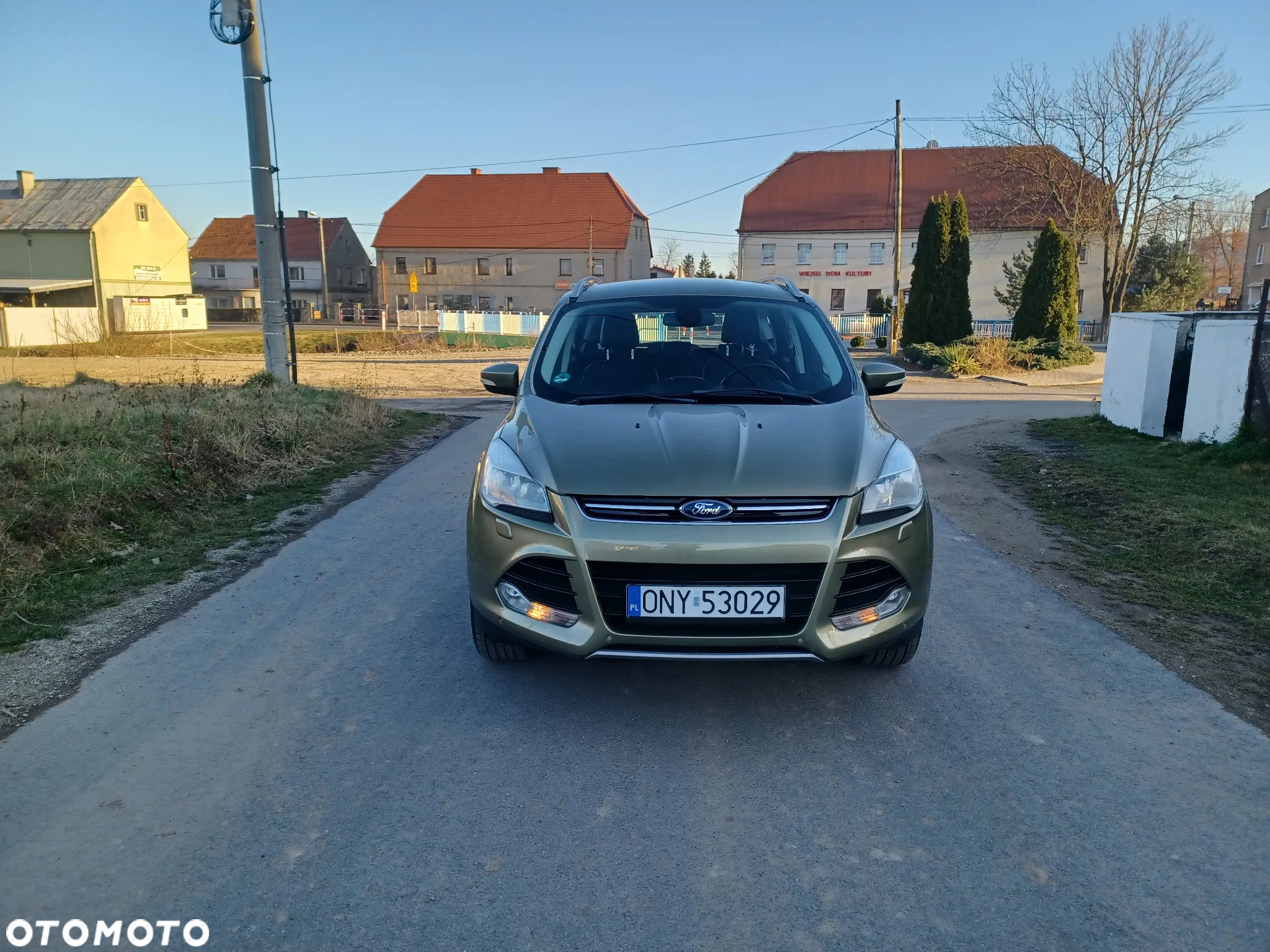 Ford Kuga - 2