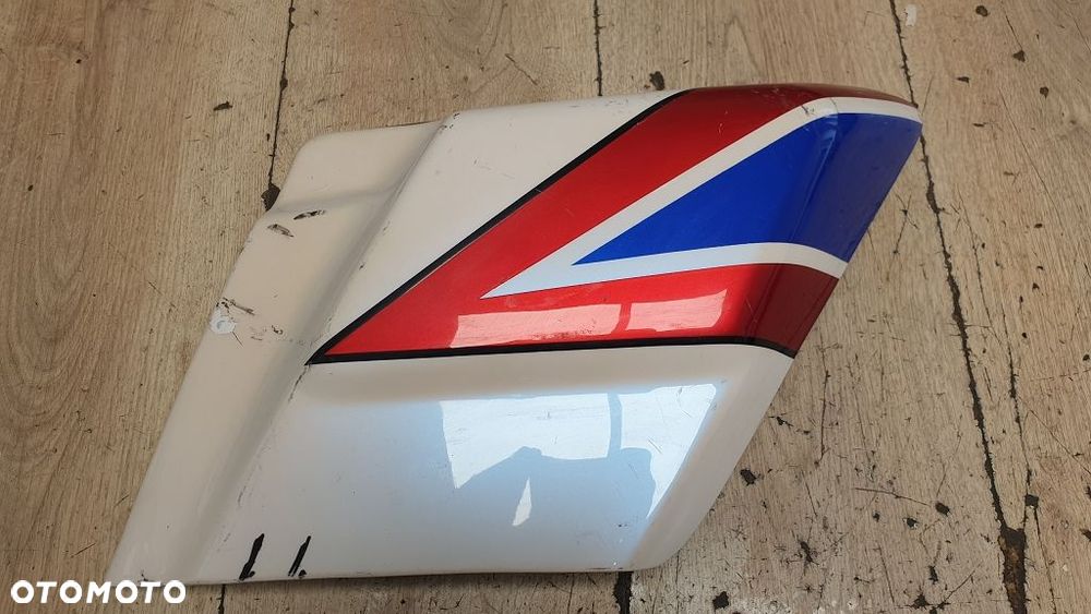 Boczek prawy Harley Davidson Electra Road King 66048-97 - 2