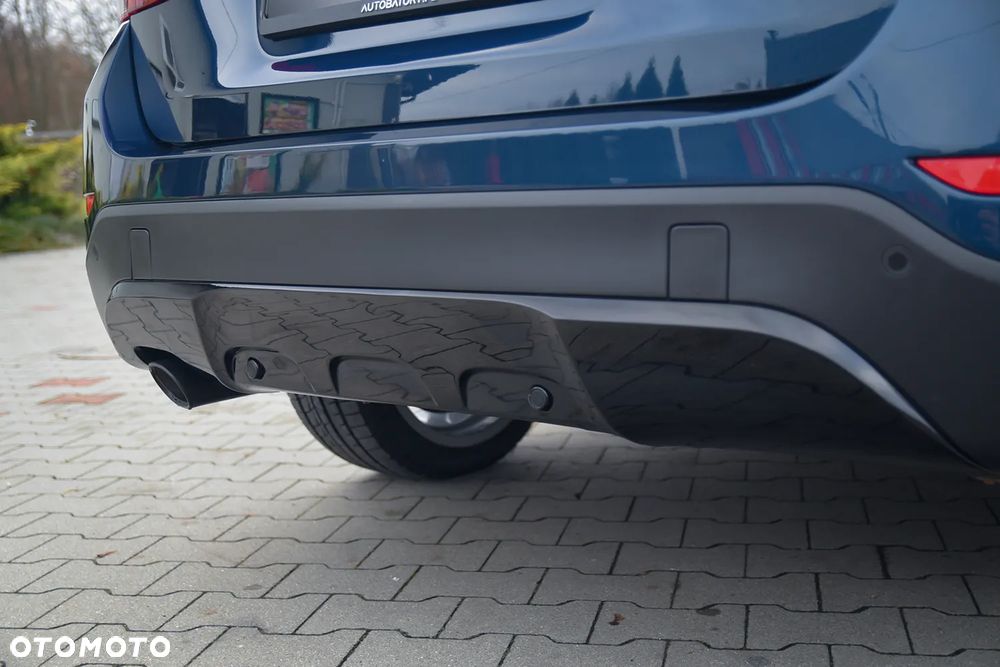 BMW X1 sDrive18d Sport Line - 13