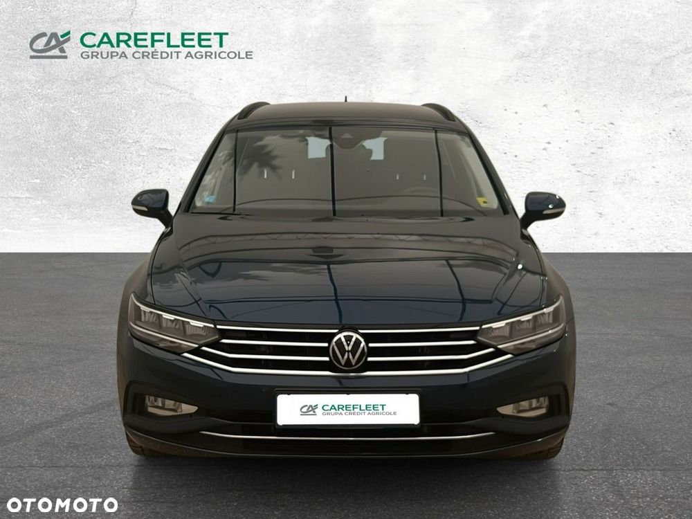 Volkswagen Passat - 2