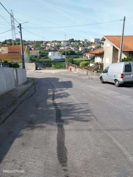 Terreno com 18 002 m2 - Grande imagem: 2/12