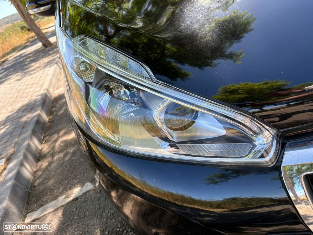 Peugeot 208 1.5 BlueHDi Signature - 4