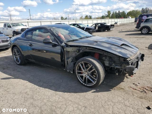 Maserati GranTurismo - 38