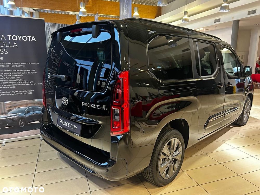 Toyota Proace City Verso Long 1.5 D-4D Family - 4