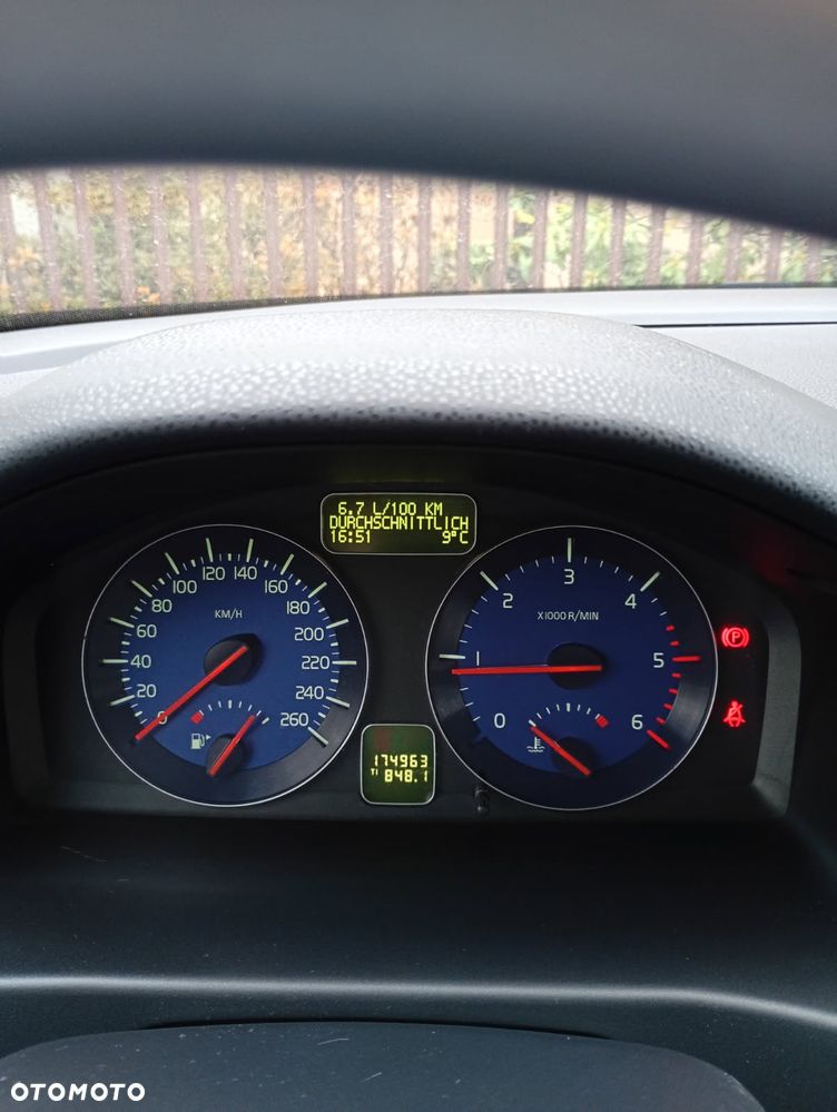 Volvo V50 D2 R-Design - 14