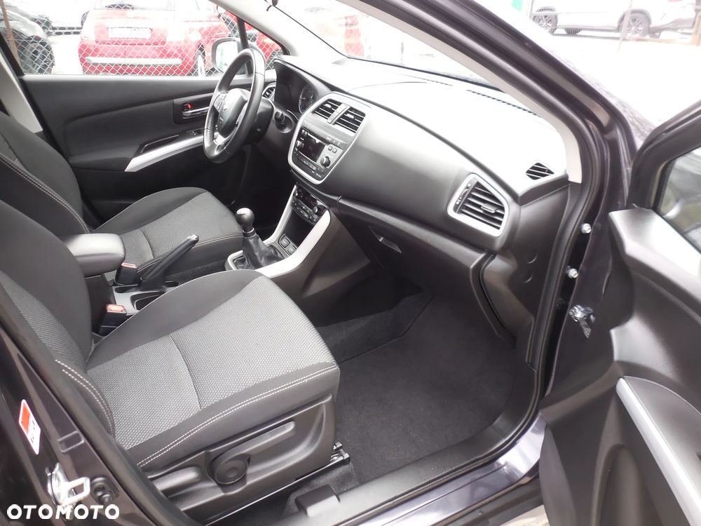 Suzuki SX4 - 10