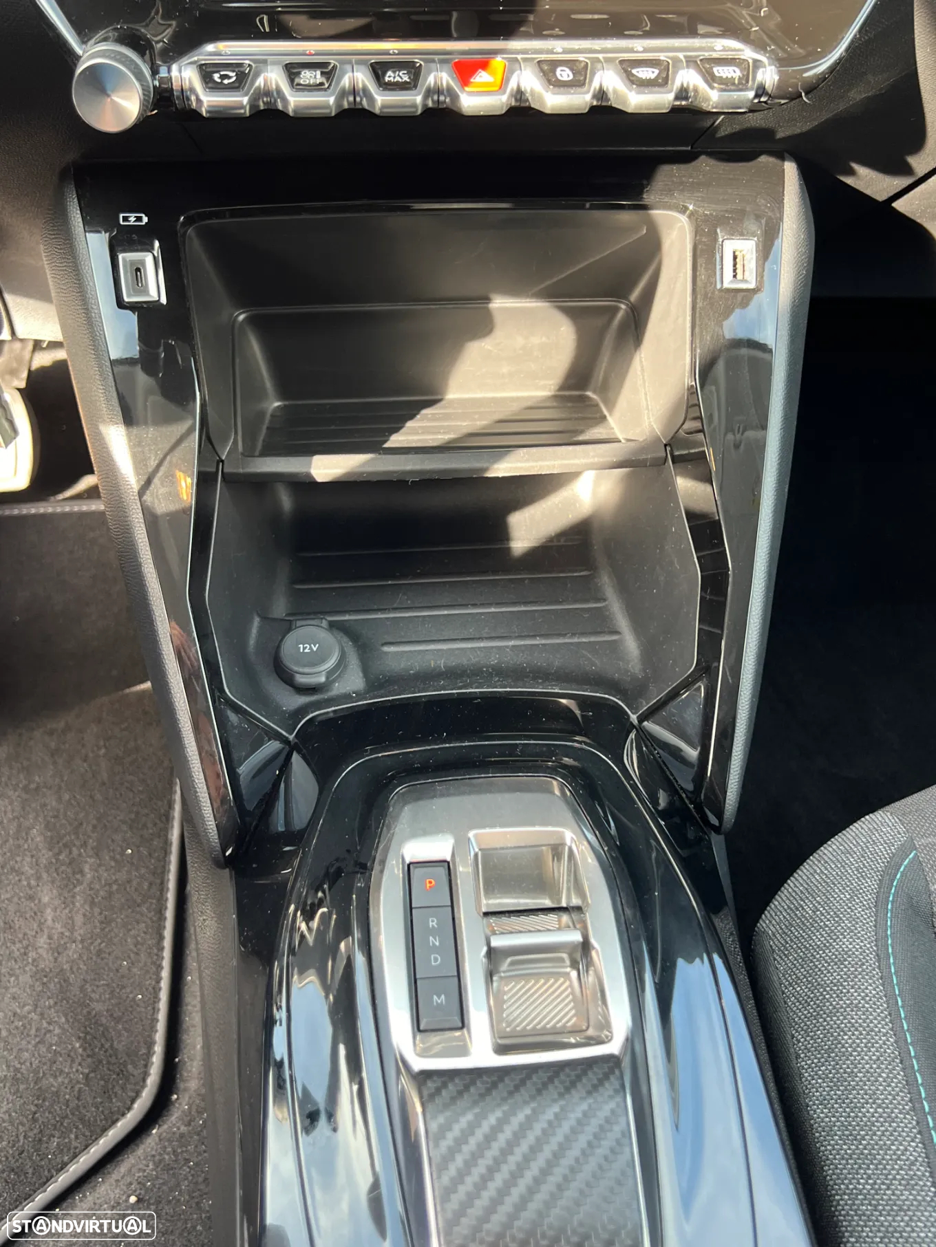 Peugeot 208 1.2 PureTech Allure Pack EAT8 - 22
