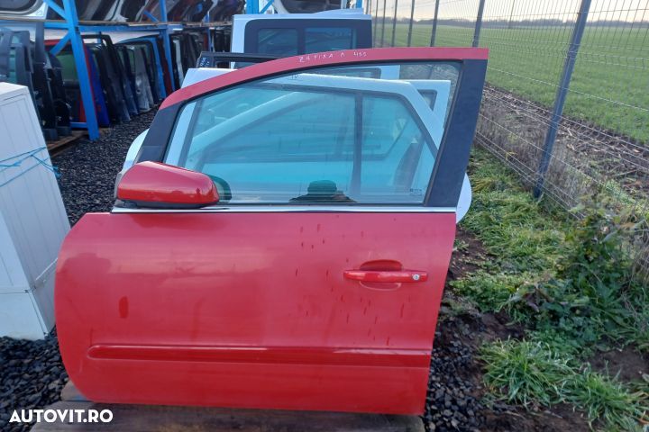 Usa fata stanga Opel Zafira B  [din 2005 pana  2010] seria Minivan 5-usi 1.9 CDTI MT (150 hp) - 1