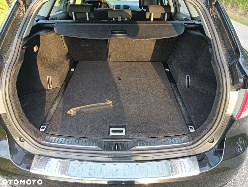 Toyota Avensis 2.0 D-4D 2010 - 7