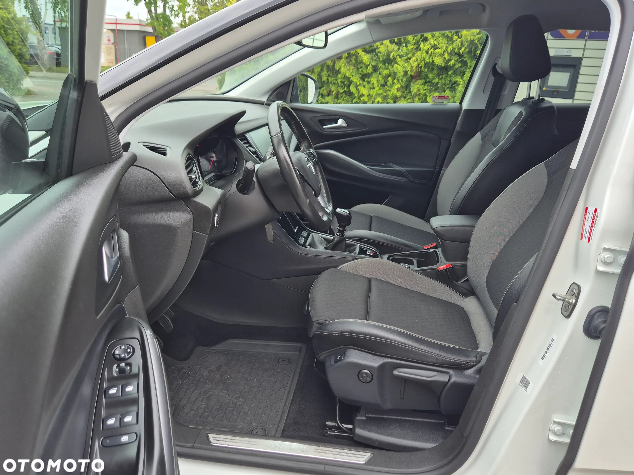 Opel Grandland X 1.5 D Start/Stop 2020 - 24