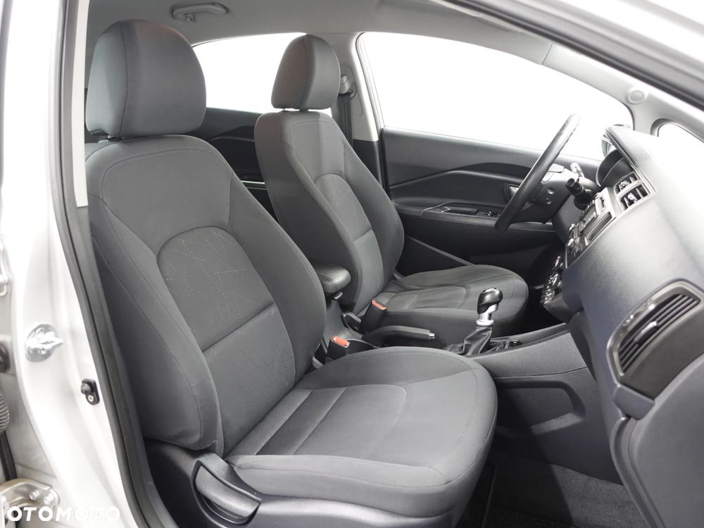 Kia Rio 1.4 CRDI Spirit - 26