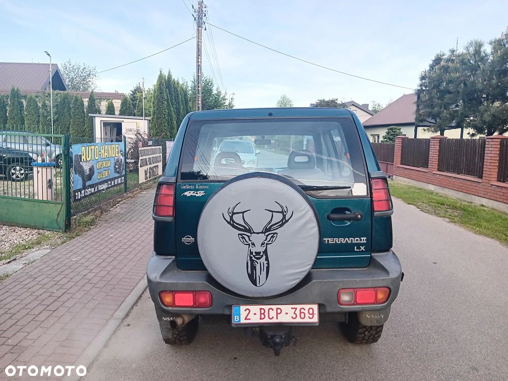 Nissan Terrano - 18