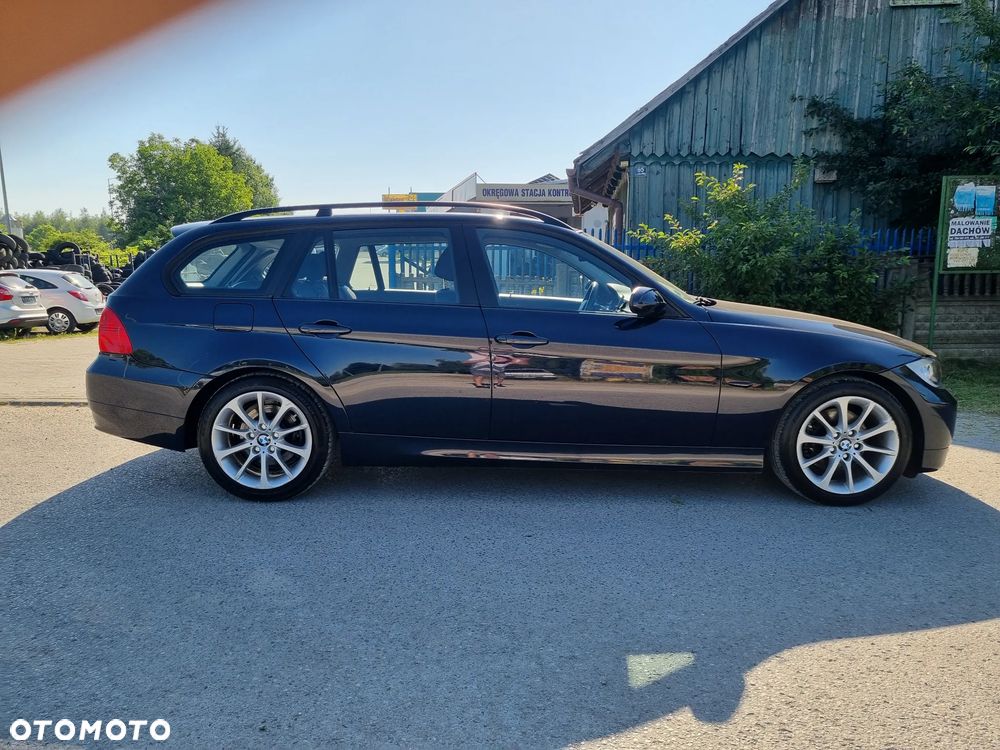 BMW Seria 3 318i Edition Exclusive - 4