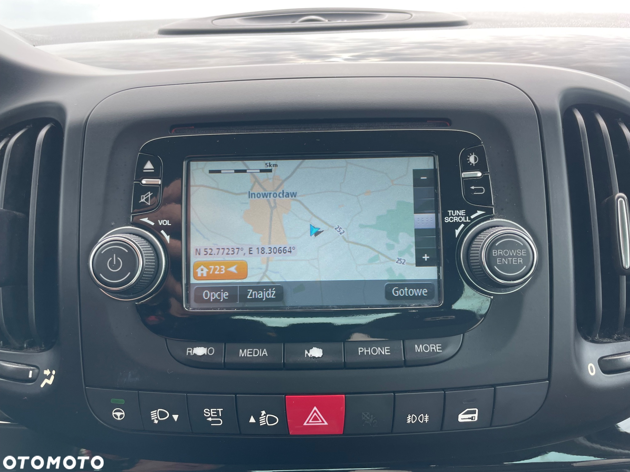 Fiat 500L 1.4 T-Jet 16V Urban Edition - 27