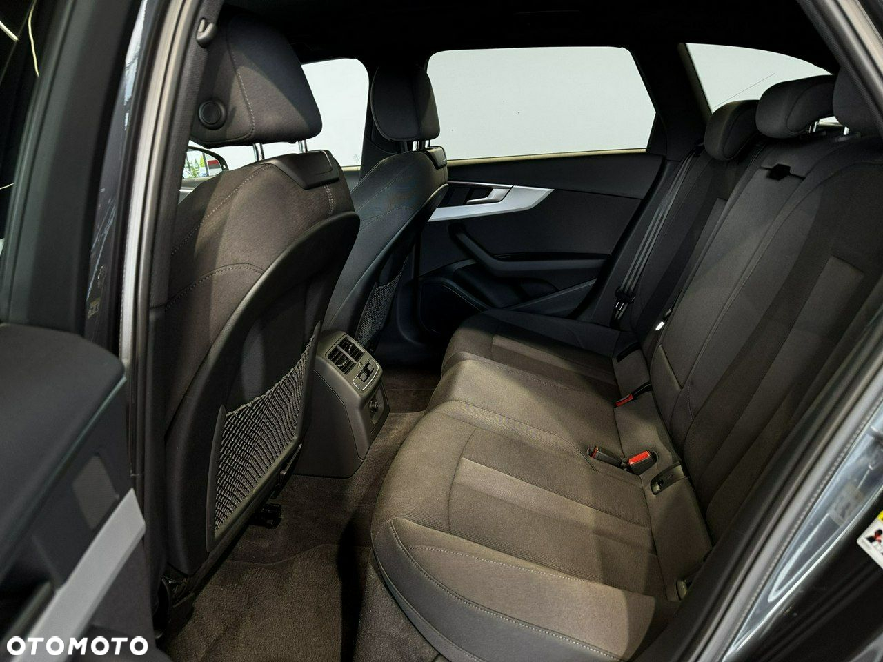 Audi A4 - 14